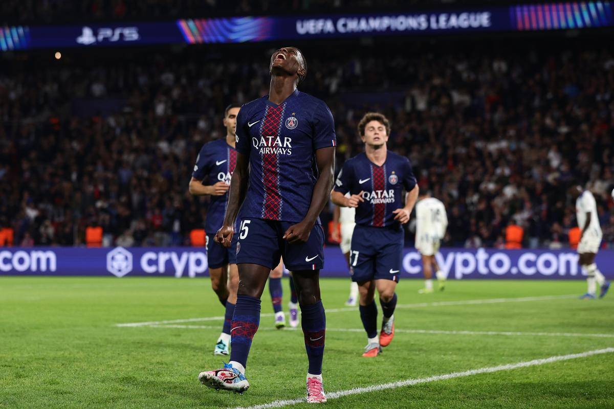 毕尔巴鄂竞技赛后更衣室发声；志在意甲名次提升；质疑声仍在；心理建设被强调的简单介绍